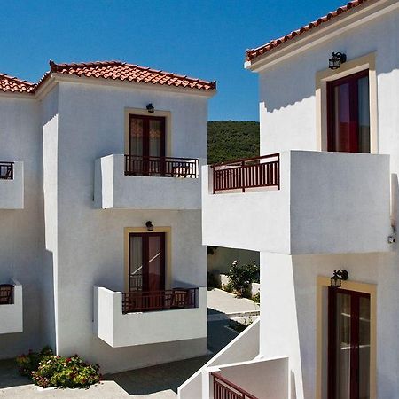 Laza Beach Inn Hotel Skála 외부 사진