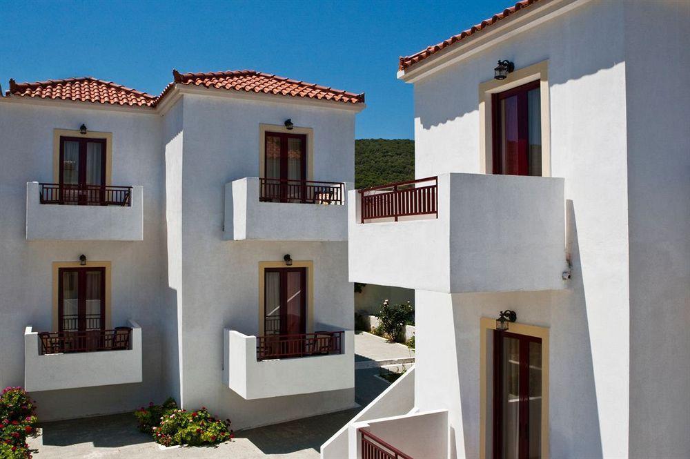 Laza Beach Inn Hotel Skála 외부 사진